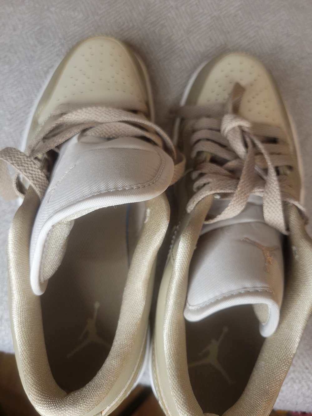 Air Jordan 1 Low - Picture 5 of 10